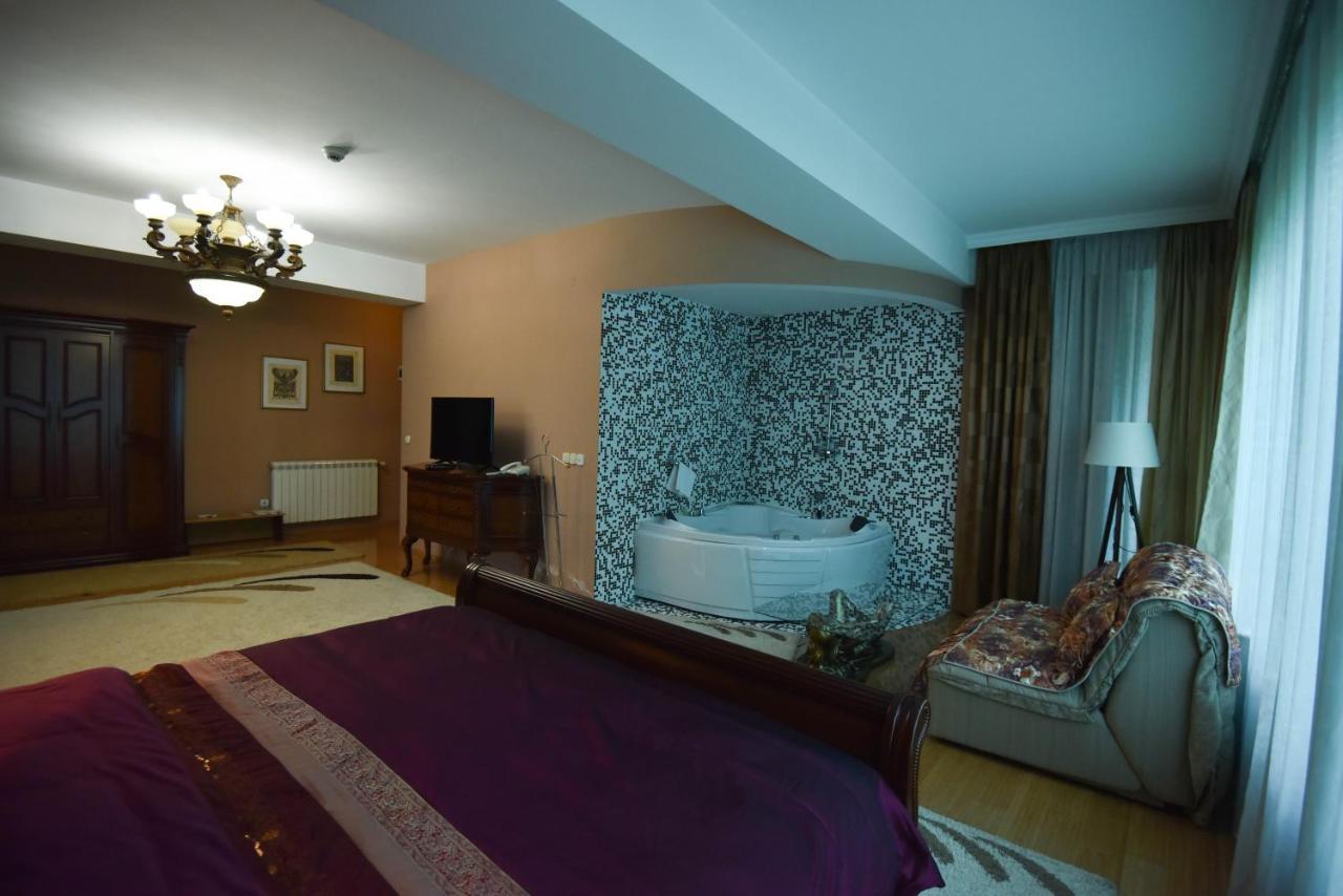 Hotel Gold Pljevlja Extérieur photo