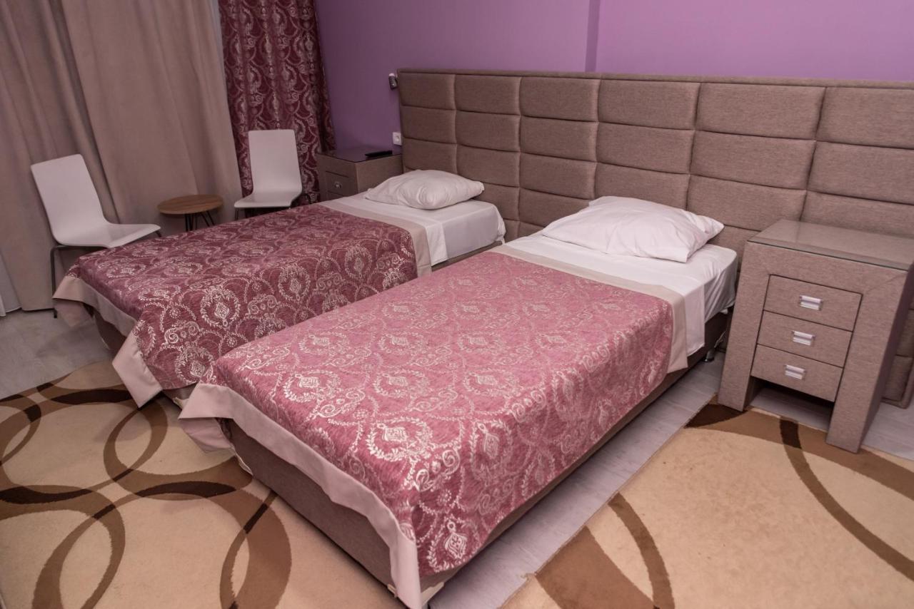 Hotel Gold Pljevlja Extérieur photo