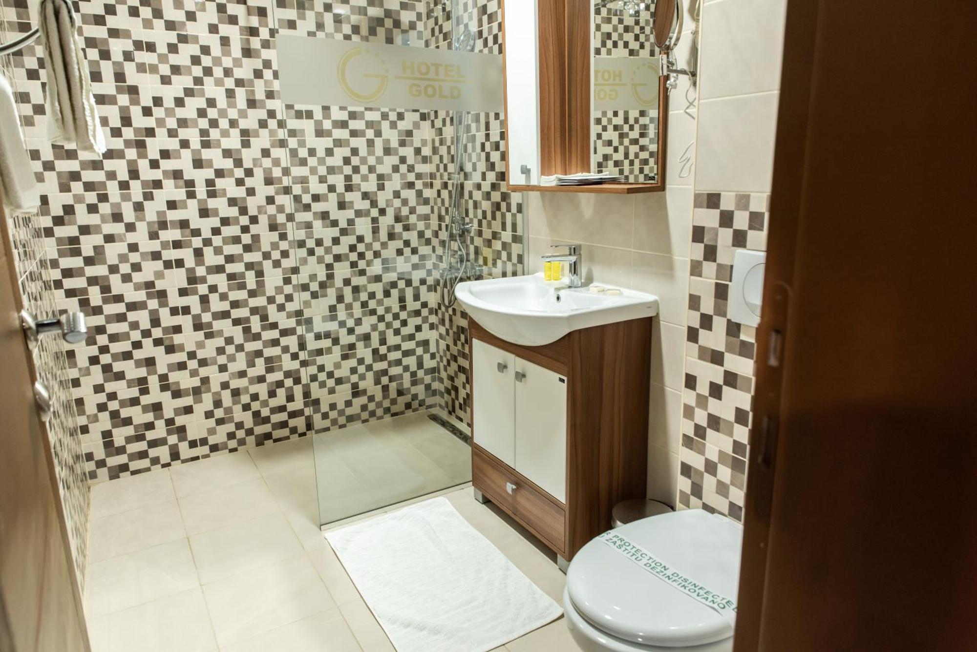 Hotel Gold Pljevlja Extérieur photo