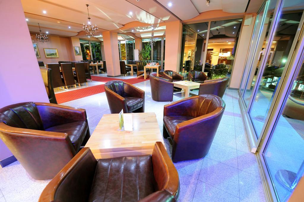 Hotel Gold Pljevlja Extérieur photo